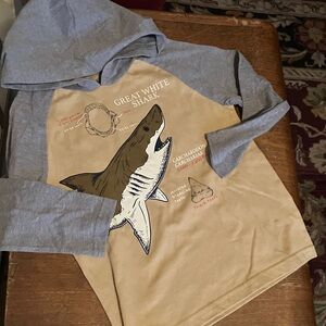 Kids size 6 Great White Shark Hoodie - Tan and Gray
Cotton and polyester blend